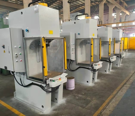 25MPA Hydraulikpressausrüstung 380V Max. Arbeitstemperatur 120°C