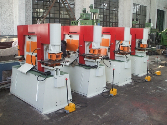 Hydraulisches Winkeleisen-Runden-Quadrat-ovales Loch-Lochen der Eisen-Arbeitskraft-Q35y-20